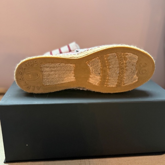 ALPARGATUS Shoes Flats Women's Size 39 Red Stripe Espadrilles - Picture 2 of 4